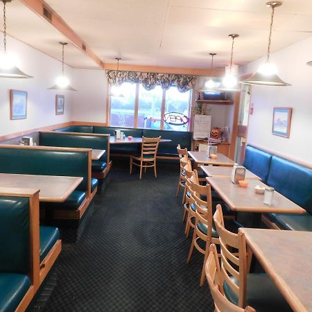 Casey'S InnLac du Bonnet エクステリア 写真